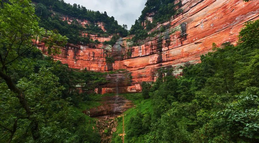比较省钱的旅游方法,一个最省钱的旅游方法