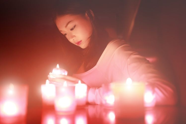 这是一个真实的故事阅读理解,这是一个沉重又感人的故事