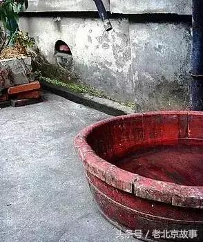 这么热的伏天儿，过去没有空调，北京人如何过的？