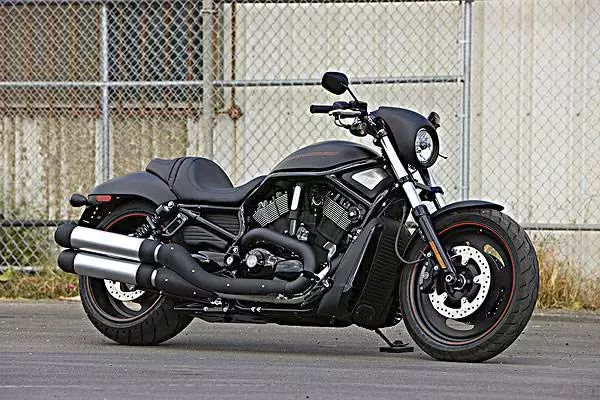 国内出了全球第一款“共享女友”，竟然被老外收藏进博物馆？