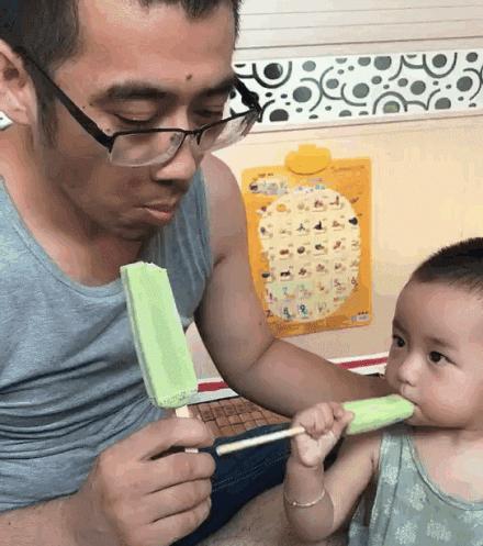 小婴儿吃雪糕了怎么办,宝宝非要吃雪糕妈妈的方式绝了