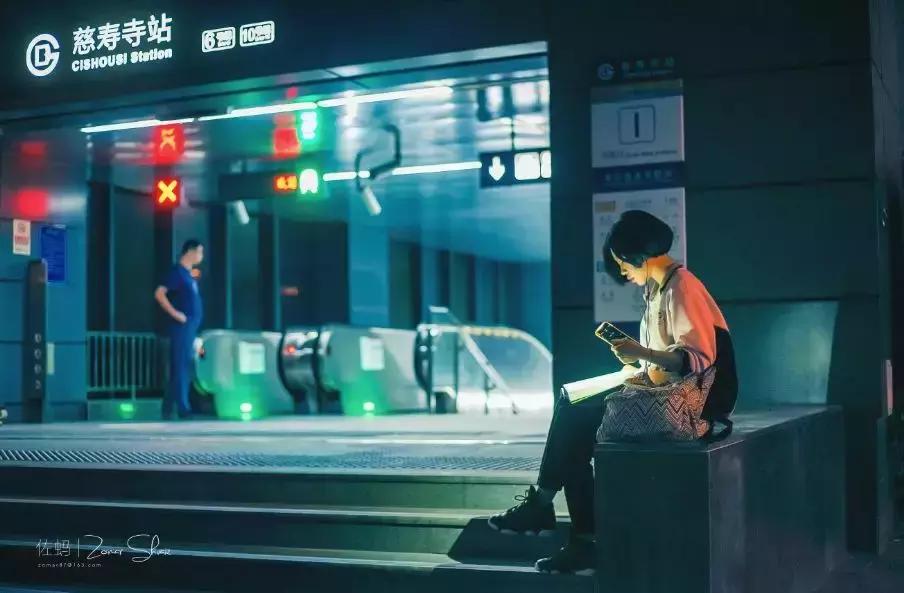 姑娘打工赚20万,70后大姐公开月入5000元副业