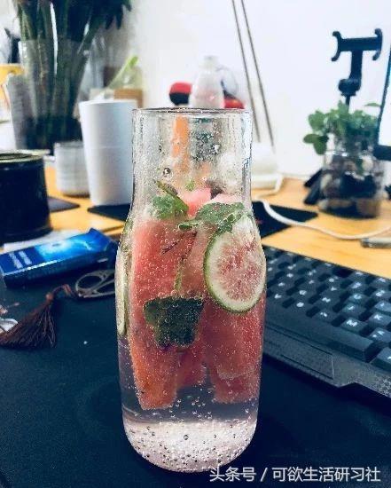 喝肥宅快乐水的最好方法,肥宅快乐水最佳食用方法