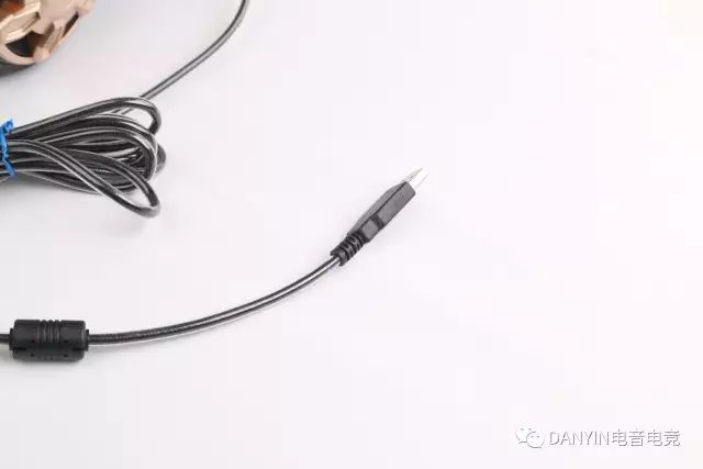 选对一款好的耳机有多重要,选耳机吃鸡