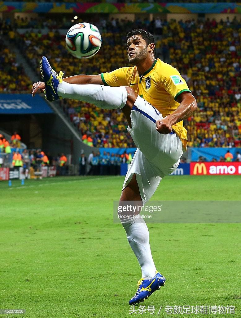 世界杯鸳鸯足球鞋,世界杯彪马鸳鸯足球鞋绿橙