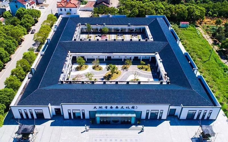 她赌上身家，靠“一根丝”轰动全城，产品远销22国