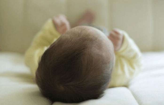 宝宝歪头怎么纠正最有效,宝宝偏头怎么办最有效方法