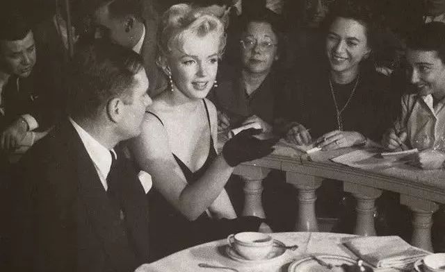 tommyhilfiger酒店采访,tommyhilfiger在上海