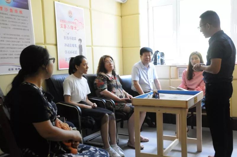 迁西检察：沙盘游戏能治疗心理？这场“心理咨询师培训”很受用！