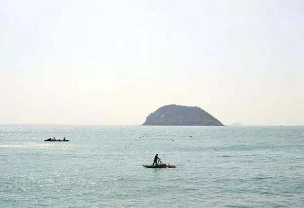 韩国济州岛是一座典型的火山岛,世界有名的火山岛