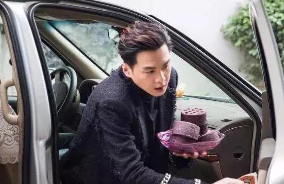 盘点哪些演员带资进组,陈数明星团队