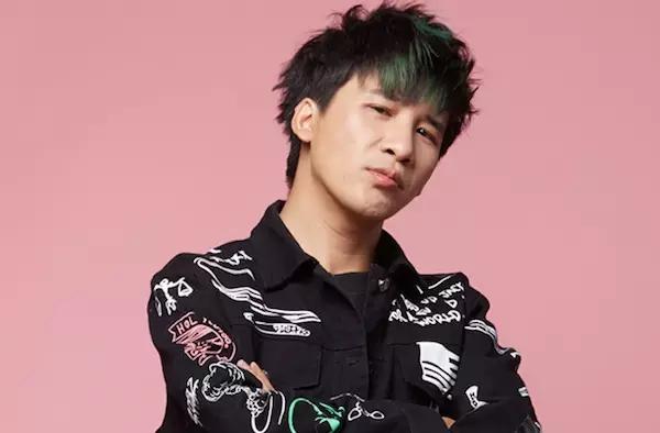 中国前十网红分别是,中国网红粉丝最多的十大网红