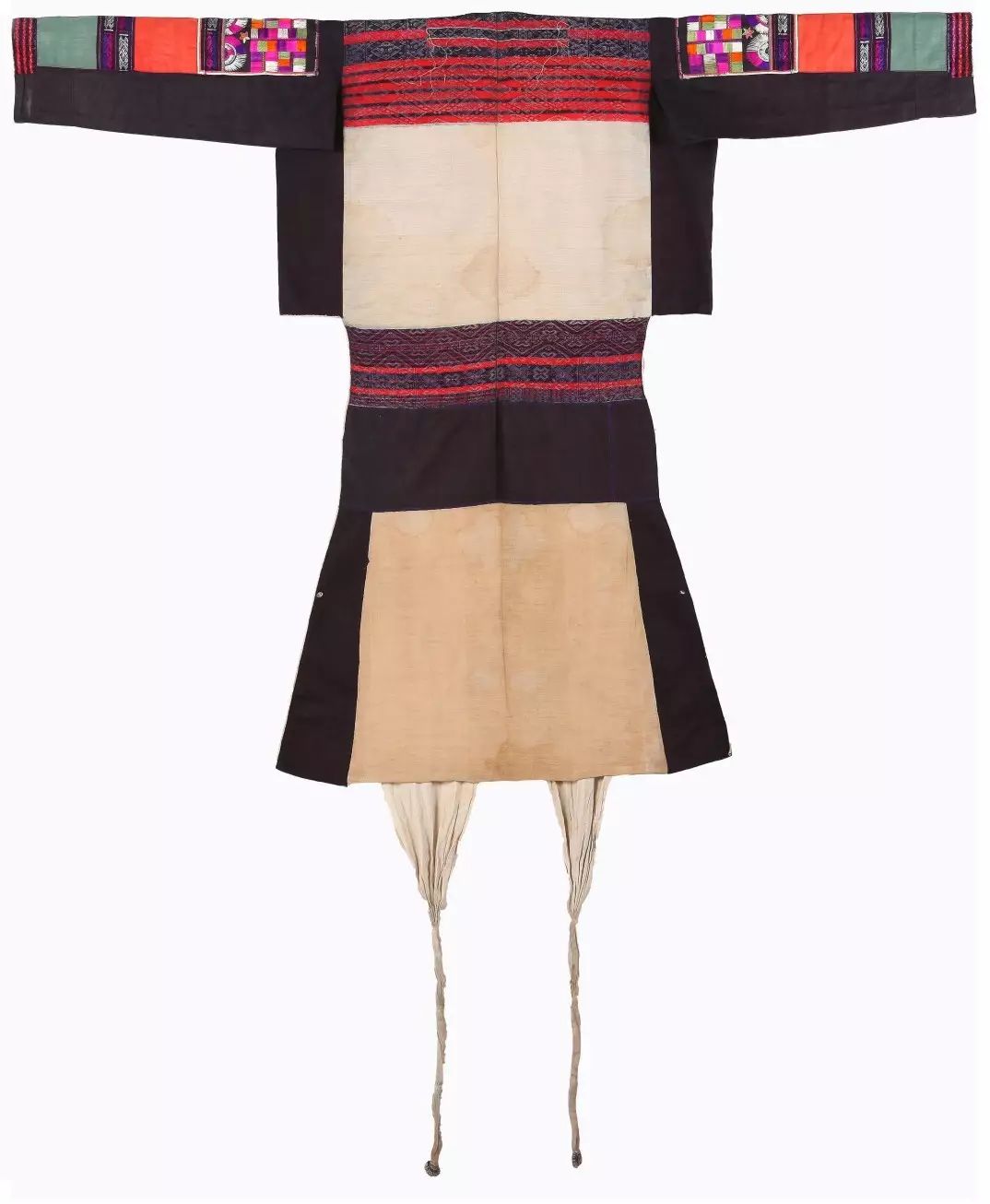 中国少数民族服装图片高清版,中国少数民族特色服饰设计