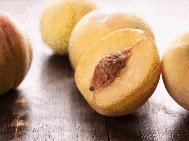 甜美赛过王母娘娘蟠桃的*江阳**水蜜桃