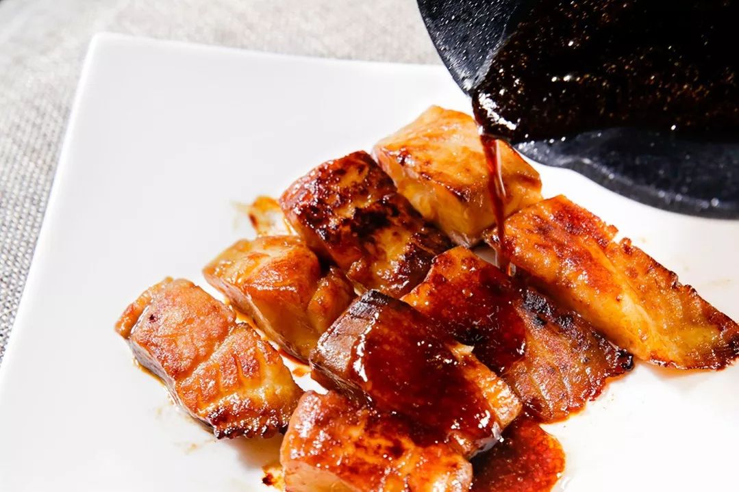 鱼一煎就碎是怎么回事,鱼一煎就烂是什么原因