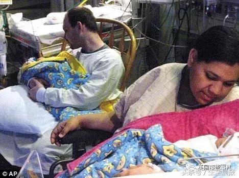 天生一对怀二胎女儿,有人天生有两个子宫吗