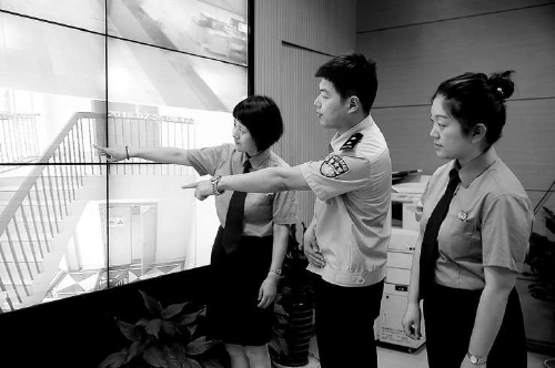 孙老师猥亵男学生获刑11年,男老师猥亵学生获刑