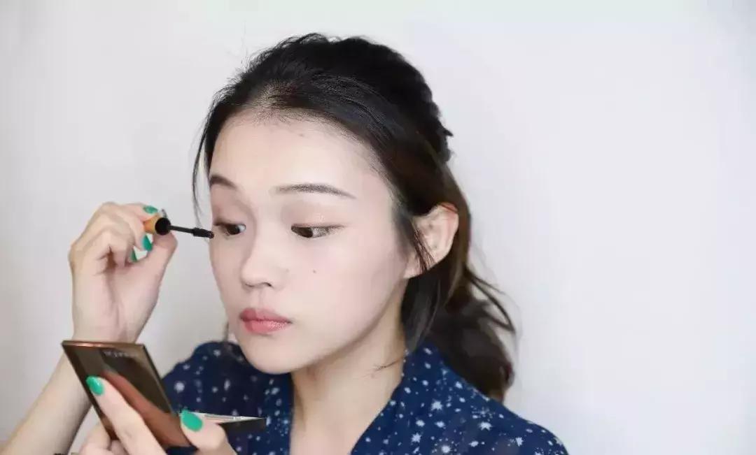 十分钟快速出门的懒人妆,懒人又快又简单出门妆