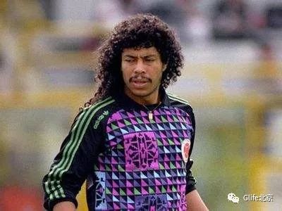 西虹市首富的足球梗,西虹市首富讽刺足球