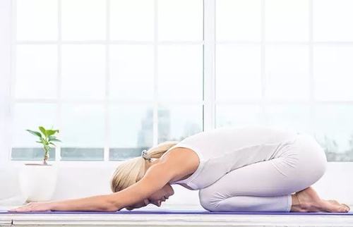 产后如何恢复假胯宽瑜伽,产后42天可以做的瑜伽