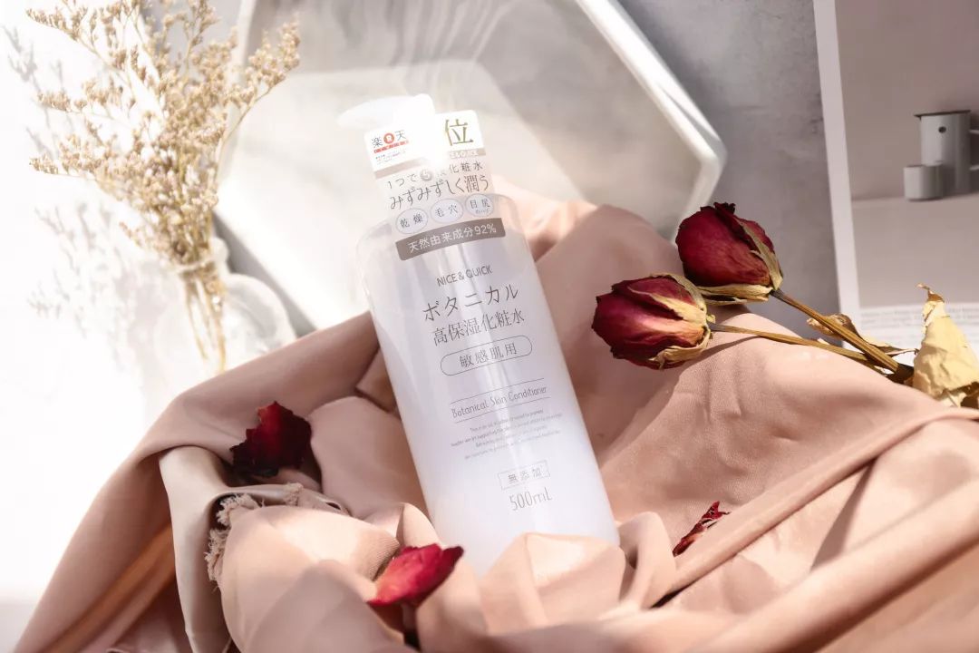 好物｜喷一喷，不粘腻，皮肤那叫一个水嫩！