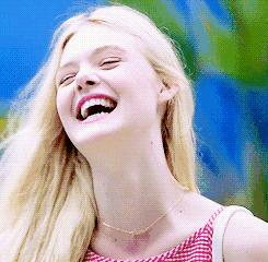 出现第一条鱼尾纹该怎么预防,鱼尾纹是怎么来的