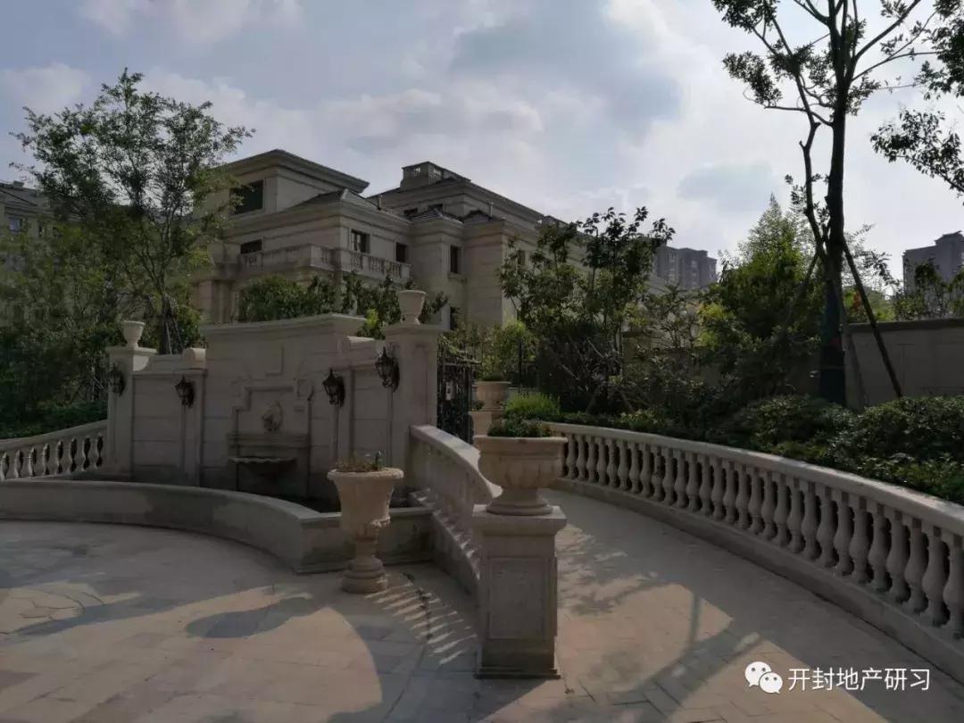 开封小型别墅多少钱,开封200万独栋别墅视频