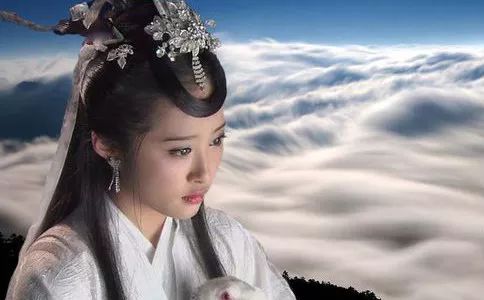 九年前的这部《丑女无敌》竟有这么多美女，个个颜值都不低