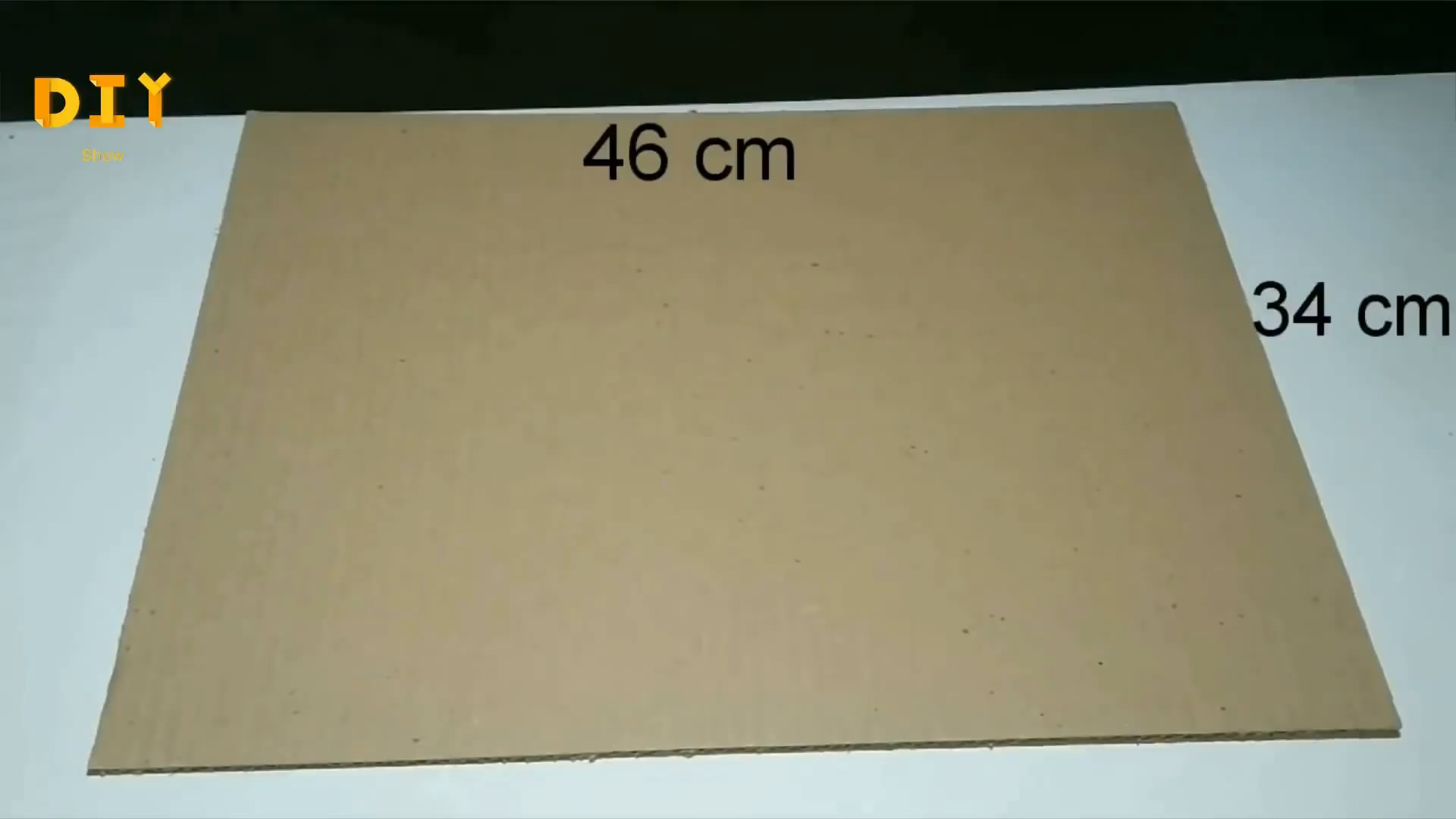 用纸做一个弹弹球游戏机教程来啦,足球游戏机手工简单易学