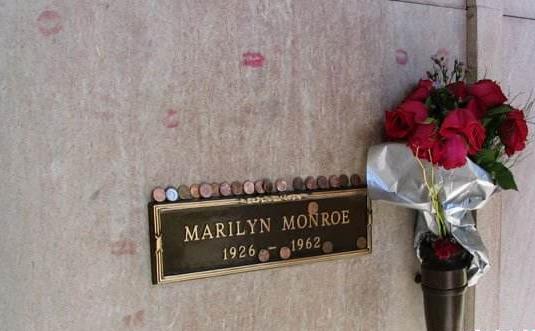 十大奢侈墓地排名,明星十大墓地