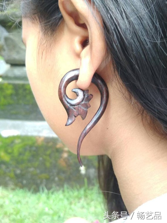 超级吓人的耳环,无耳洞夸张高级感耳环