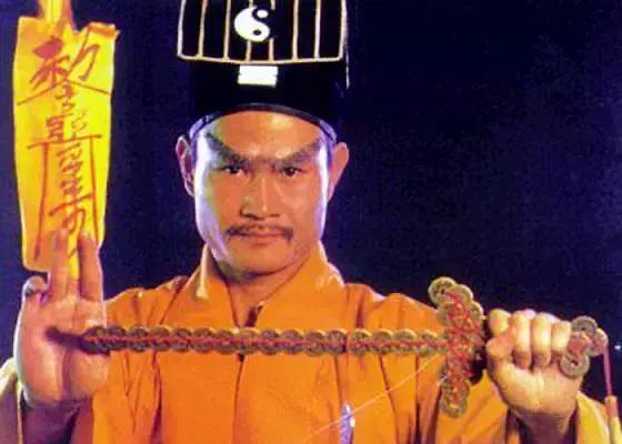 现在的恐怖片拍不出以前的感觉,现在的恐怖片都不吓人