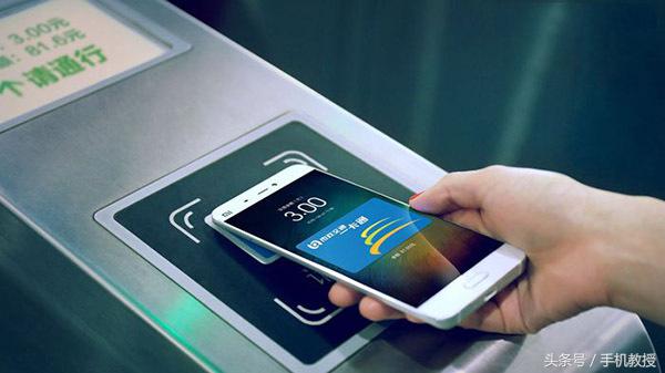 手机状态栏上面一个❌是什么标志,手机状态栏里小图标代表的含义