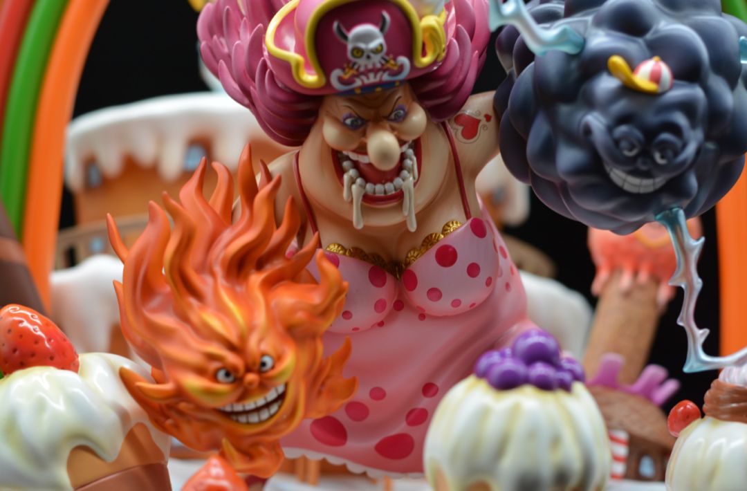 《海贼王》四皇大妈手办上市！网友：暴走状态下的玲玲让人可怕！