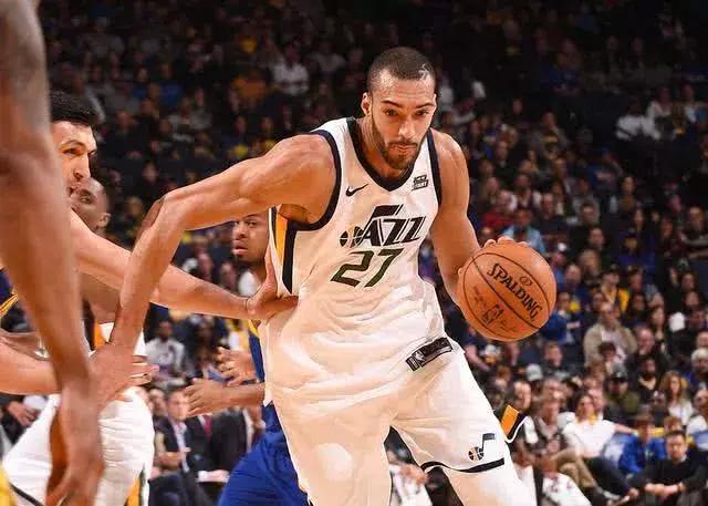 美媒评现役前十中锋,霍华德可以评为nba历史前20中锋吗