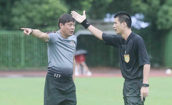 范志毅向掌掴事件裁判道歉!双方和解相约维护中国足球良好环境