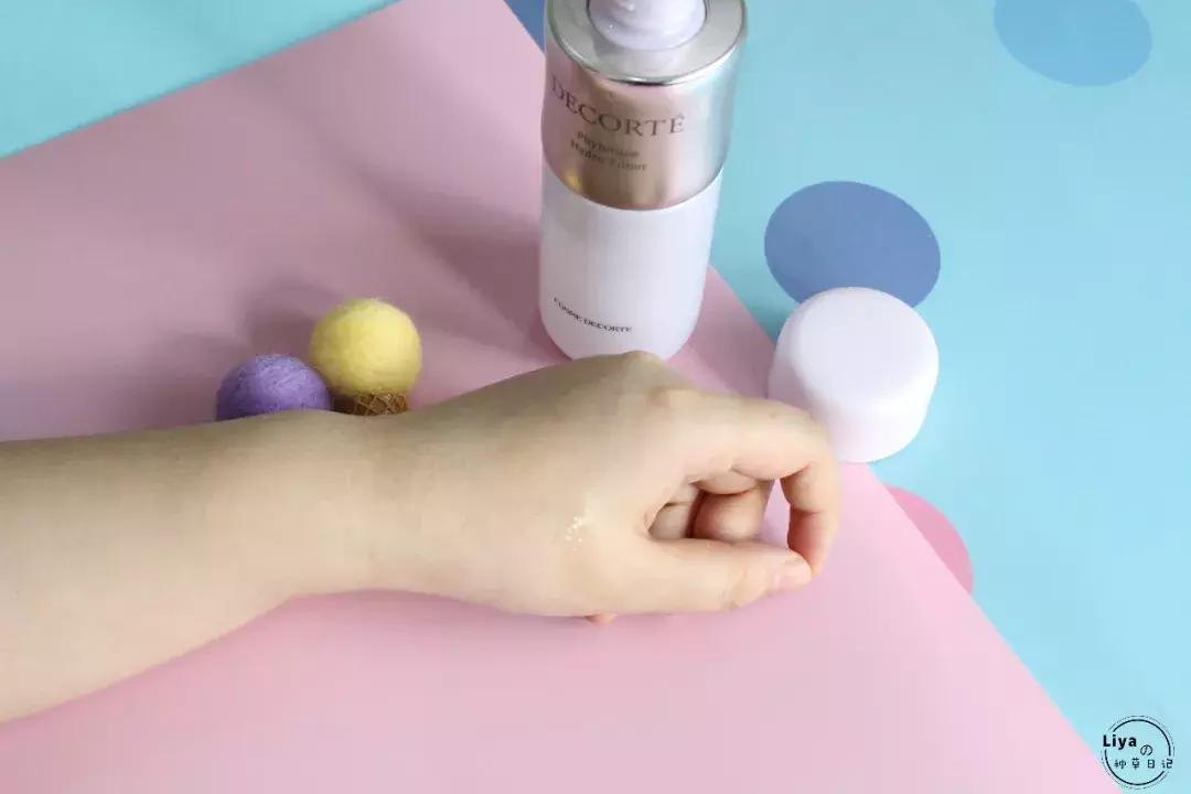 别再用烂脸的洗面奶,只要不停产就一直回购的水乳