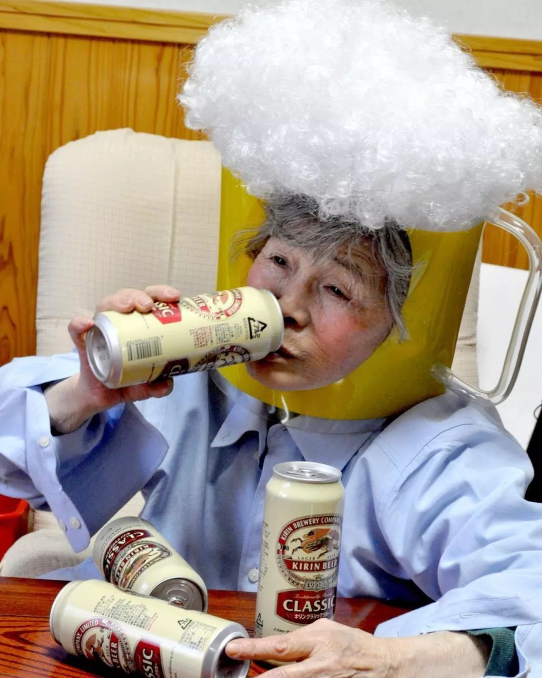 90岁日本老奶奶，酗酒飙车碰瓷却爆红网络丨小麦养老