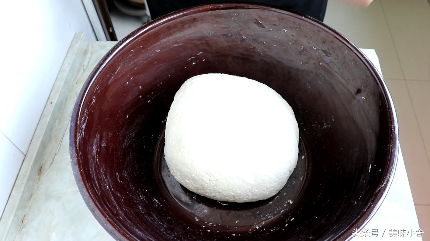 自制凉皮怎么不开裂又筋道,教你如何做家常凉皮