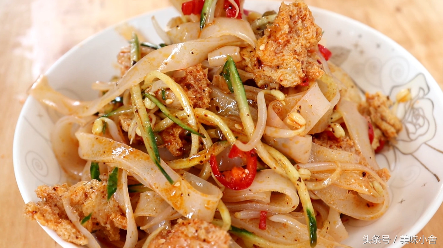 自制凉皮怎么不开裂又筋道,教你如何做家常凉皮