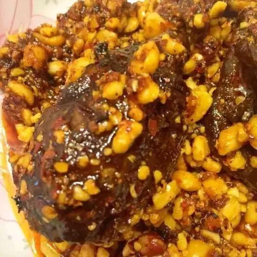 一天卖出1000只鸡,一天卖几千只的兔子