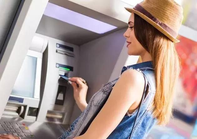 一个日渐衰落的行业,一个行业的没落源自另一个行业