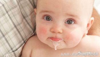 育儿知识宝宝呛奶怎么办,育儿知识婴儿吐奶的原因都有哪些