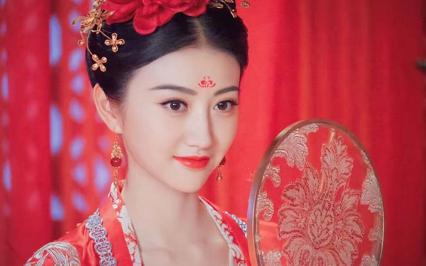 任嘉伦爆火的剧,任嘉伦再度爆红