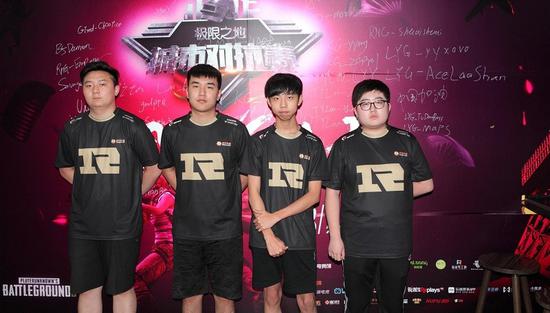 只会办比赛?不!这才是电竞馆该做的