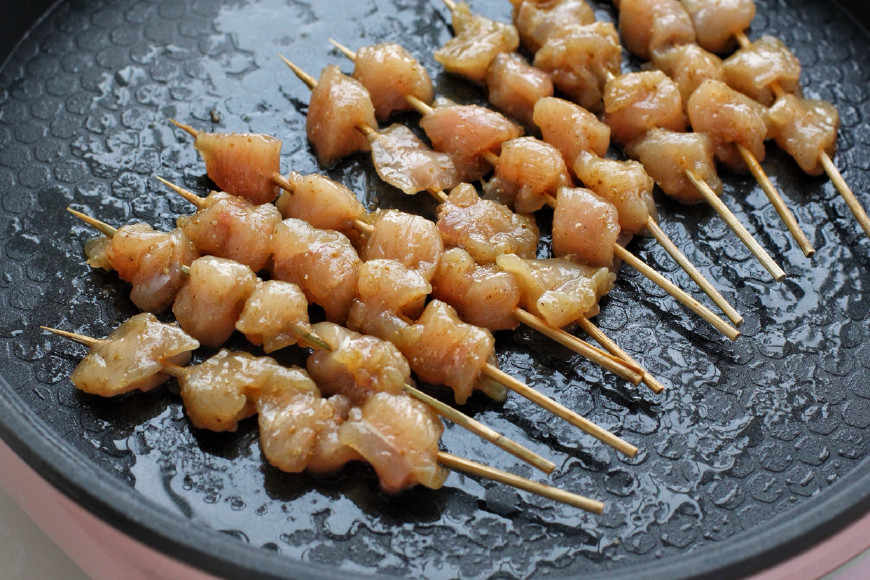 家庭版撸串除了羊肉还能烤点什么,撸串怎么做才能串得好吃