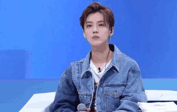 鹿晗退出说唱节目，被批没艺德，私会女友抛工作