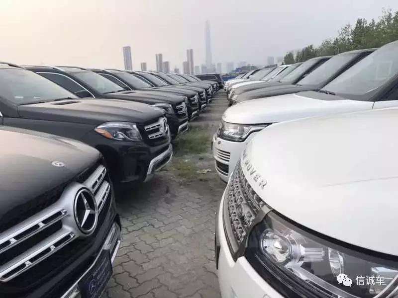 纵使山南水北亦要相望相安的意思,纵使山南水北