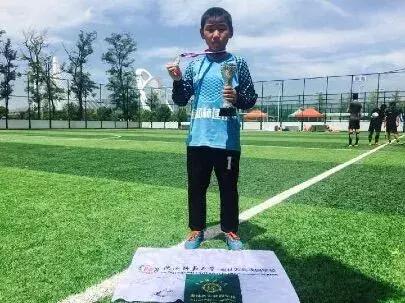 陕师大奥园参加“一带一路”杯全国青少年足球邀请赛再获佳绩