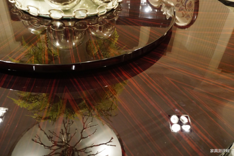 买到实木家具贴皮会赔偿吗,如何辨别实木家具和贴皮家具